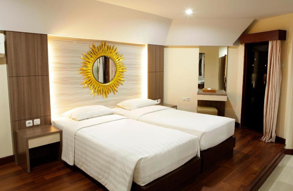 Putri Duyung Ancol Hotel Jakarta Exterior photo